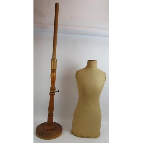 29 - A vintage 1930s female shop display mannequin on beech wood adjustable stand. Height 130cm. 
Conditi... 