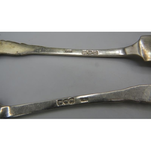 426 - A pair of silver fish servers with pierced decoration, London 1896, approx weight 5.5 troy oz/170 gr... 