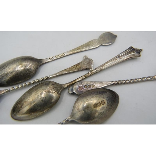 426 - A pair of silver fish servers with pierced decoration, London 1896, approx weight 5.5 troy oz/170 gr... 