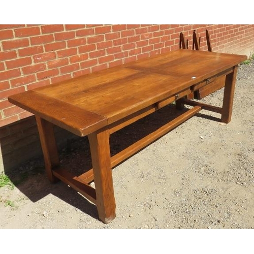 720 - A good quality medium oak 18th century style refectory type dining table, with two frieze drawers, o... 