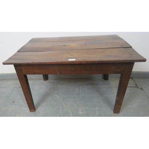 816 - An 18th century oak country made rectangular coffee table, on tapering square inner-chamfered suppor... 