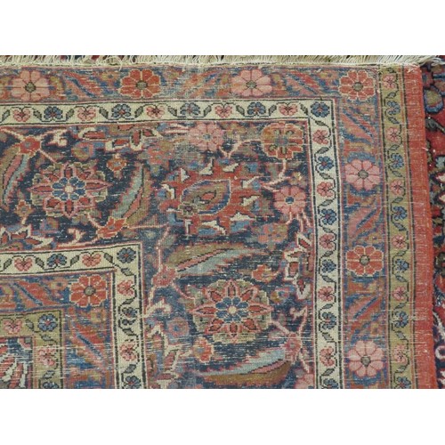 930 - A large good quality antique/vintage Persian Keshan carpet, decorated with central medallion and sty... 