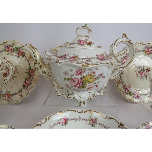 164 - An ornate antique 31 piece tea set decorated with flowers and gilt edges. (31).
Condition report: So... 