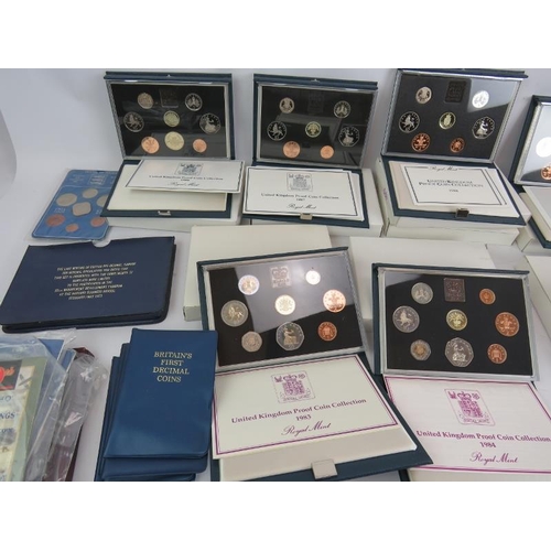 299 - Royal Mint UK proof coin sets 1980-1990, 2 sets of many plus other proof and uncirculated sets. (25+... 