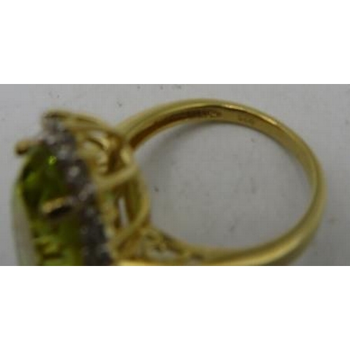 388 - Ouro Verde quartz statement ring. Large faceted elongated oval solitaire. Overall large 25 x 15mm se... 