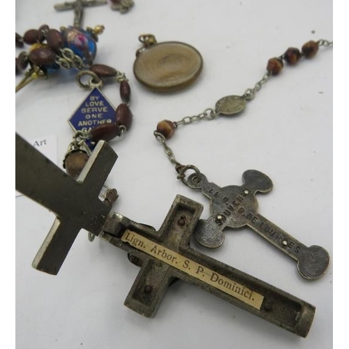 402 - A collection of 4 vintage roseries, including a souvenir from Lourdes, and one opening crucifix. A l... 