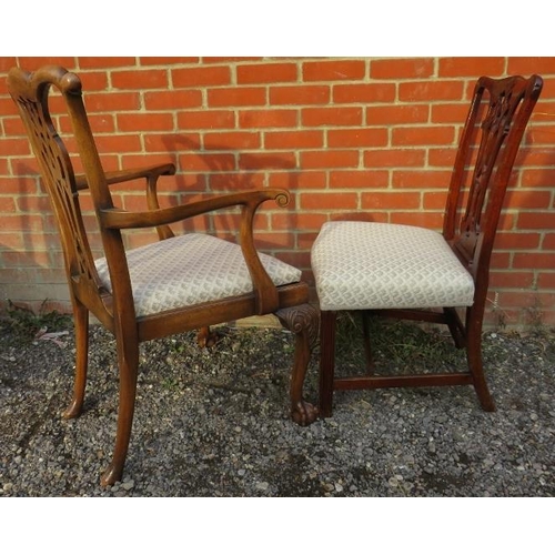 820 - A set of eight (6+2) Georgian mahogany dining chairs, with carved and pierced backs in the Chippenda... 