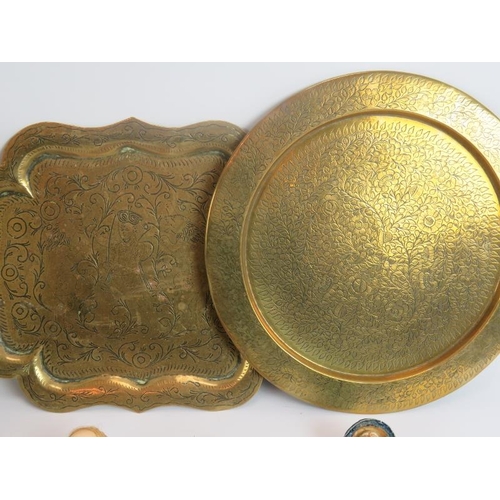 10 - A lot of mixed collectables including 2 Eastern brass trays, a brass meat jack bracket, 2 shoe pin c... 