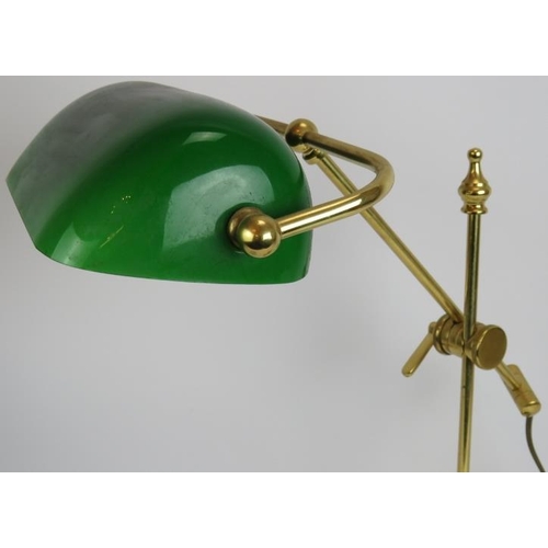 115 - A vintage style brass cantilever banker's lamp with green glass shade. Overall height 60cm (variable... 