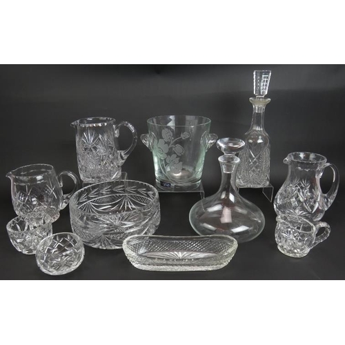 122 - A mixed lot of good quality cut glass including a Waterford crystal decanter, Cristal de Sevres Cham... 