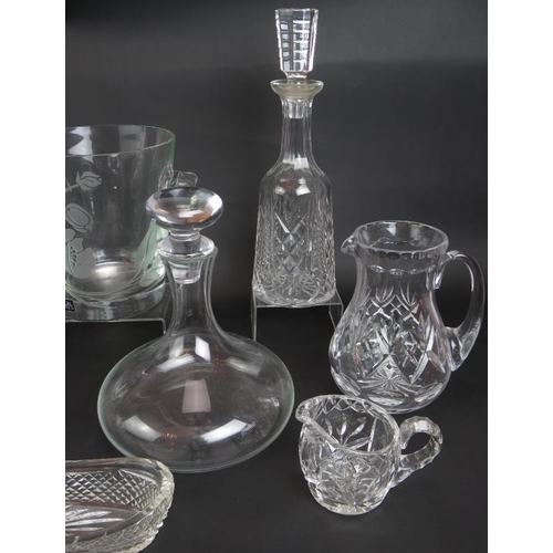 122 - A mixed lot of good quality cut glass including a Waterford crystal decanter, Cristal de Sevres Cham... 