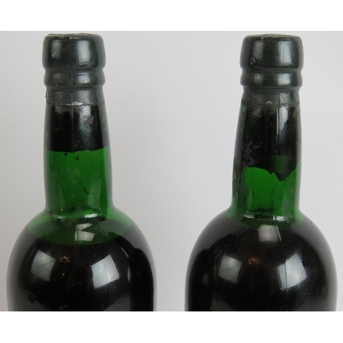 212 - Two bottles of Taylor's crusted port, bottled 1970. (2).
Condition report: Both level top of shoulde... 