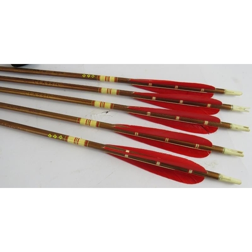 240 - A wooden medieval style archer's quiver with 12 wood shafted arrows and 5 Easton Classic XX75 arrows... 