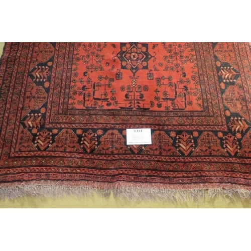 902 - A mid 20th century Persian rug central pattern on burnt umber field with wide borders, 180cm x 127cm... 