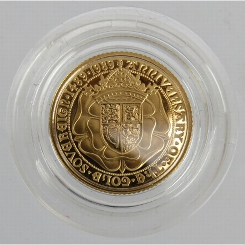 330 - A cased set of three '500th Anniversary 1489-1989 Gold Proof Sovereign Three-Coin Set'. Consisting o... 