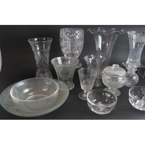 119 - A mixed lot of good quality cut glass vases, bowls and glasses plus a covered sweetmeat dish, contro... 