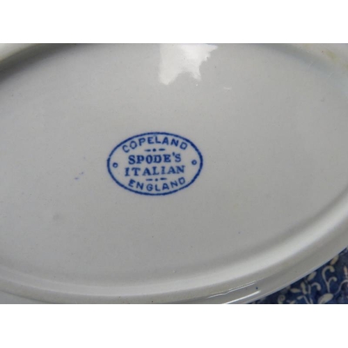 144 - 40 pieces of Spode Italian tableware including platters, dinner plates, bowls, dishes and serving di... 