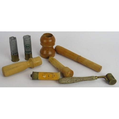 151 - A vintage French shotgun cartridge filling kit. 
Condition report: No issues.