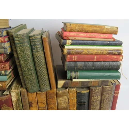 154 - A quantity of mainly antique books, including many in leather bindings. Topics include poetry, techn... 