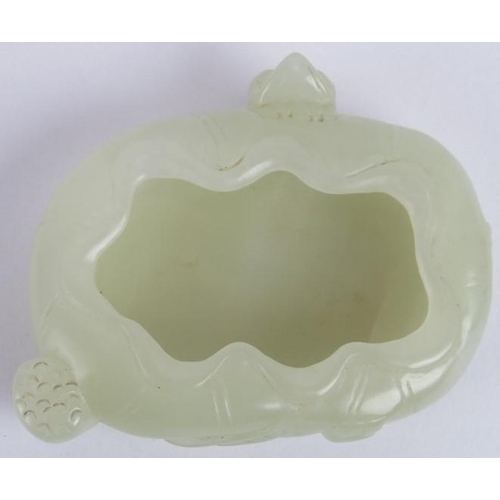 210 - A Chinese carved pale celadon Jade brush washer, of leaf and stem form with a toad, Ming style but l... 