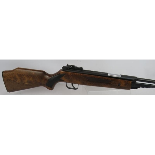 28 - A .22 underlever air rifle, no maker's stamps with foam lined leatherette carrying case. No license ... 