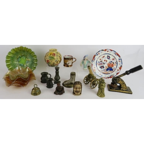 282 - A mixed lot of collectables including carnival glass, pewter, pottery, brassware and two Japanese st... 