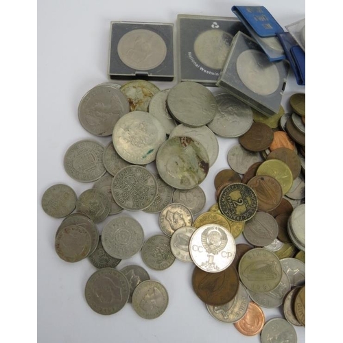 300 - A quantity of mainly British and  Irish coins, Queen Victoria to Queen Elizabeth II.
Condition repor... 