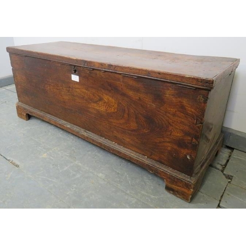 717 - An early 19th century elm trunk of small proportions, on bracket feet. 
Condition report: Various ma... 