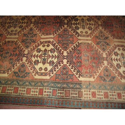 907 - Central Persian Bakhtiar carpet, a hand woven unique carpet. Colours vary. See images. 323cm x 210cm... 