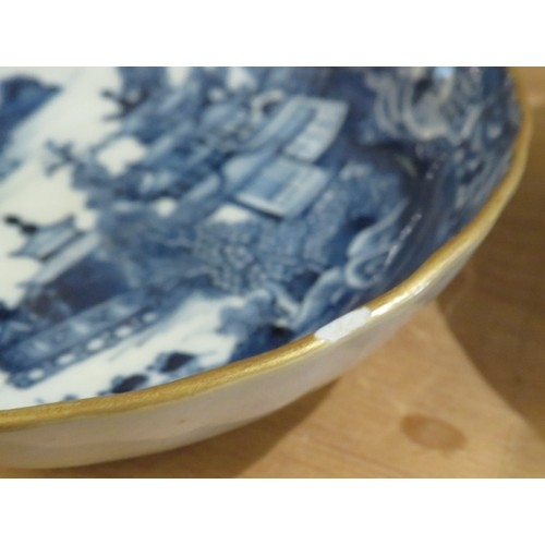 44 - An 18th century Chinese blue and white export porcelain 29 piece part tea set, comprising 10 tea bow... 