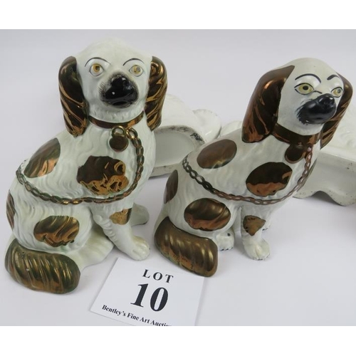 10 - Two pairs of Staffordshire dogs and 2 two same. 19th century pair painted red, 16cm height, flaking ... 