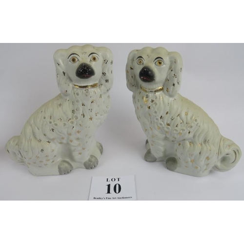 10 - Two pairs of Staffordshire dogs and 2 two same. 19th century pair painted red, 16cm height, flaking ... 