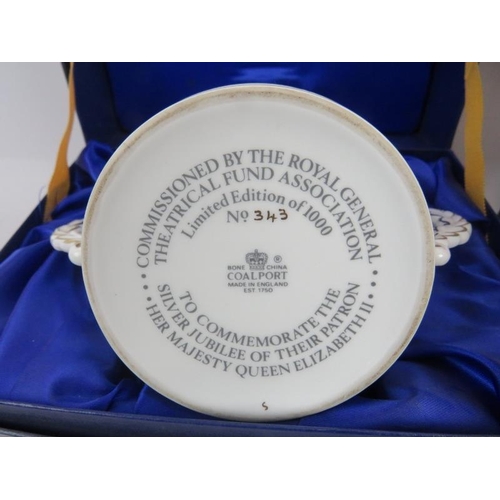 115 - A boxed Paragon limited edition fine bone china Royal commemorative loving cup, number 287/750 with ... 