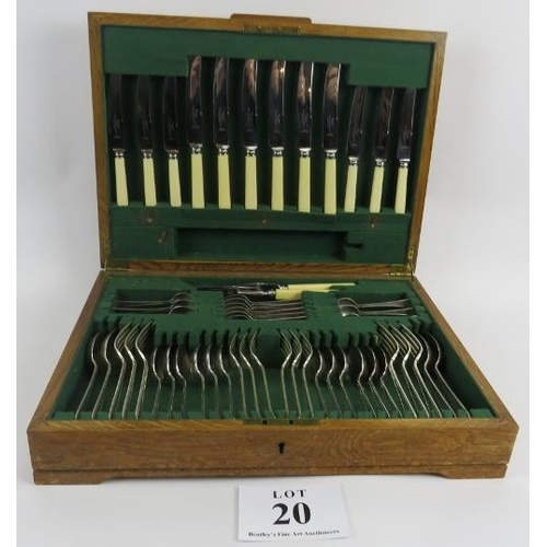 20 - Oak cased canteen of silver plated cutlery, setting for 6, James Dixon and Sons, Sheffield. Box 49cm... 