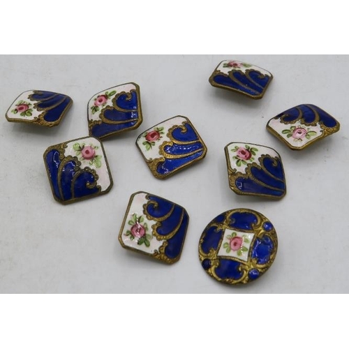 419 - A set of eight square vintage enamelled buttons and one similar circular one.
Condition report: Good... 