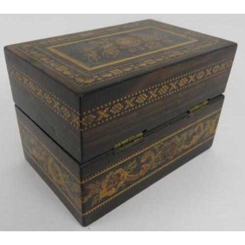 61 - A 19th century Tunbridge Ware rosewood box with floral panel to lid & velvet lining. 12cm x 7.5cm x ... 