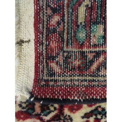 903 - Injalas rug, red design on beige ground. 162cm x 105cm.
Condition report: As seen.