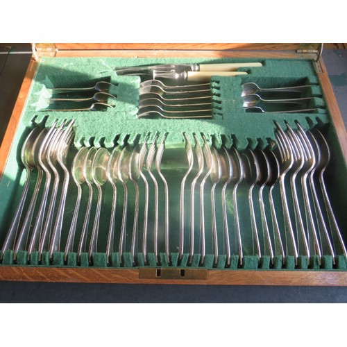 20 - Oak cased canteen of silver plated cutlery, setting for 6, James Dixon and Sons, Sheffield. Box 49cm... 