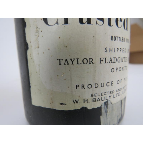 5 - Two bottles of Taylors Crusted 1970 vintage Port.
Condition report: Both approx bottom neck, labels ... 