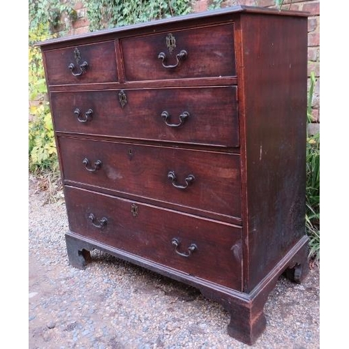 707 - An 18th century mahogany straight-front chest of two short over three long graduated cock-beaded dra... 