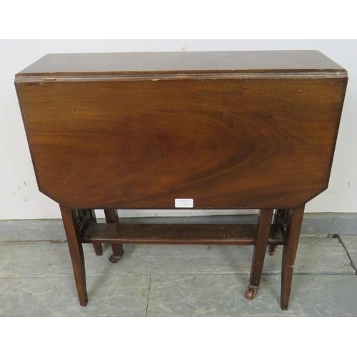 758 - An Edwardian mahogany Sutherland table, on tapering square supports. 
H61cm W61cm D18-73cm (approx).... 