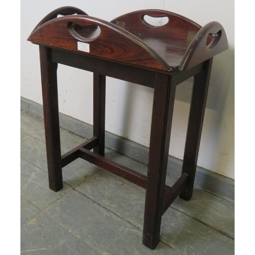 759 - A vintage Georgian style mahogany butler’s tray on stand.
H61cm W54cm D36cm (approx).
Condition repo... 