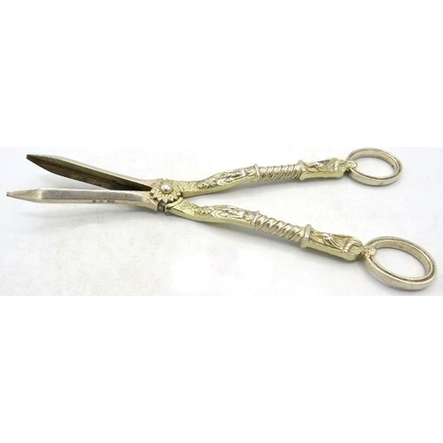 359 - A pair of ornate Victorian silver grape scissors, Birmingham 1873, maker F.E. probably Elkington & C... 