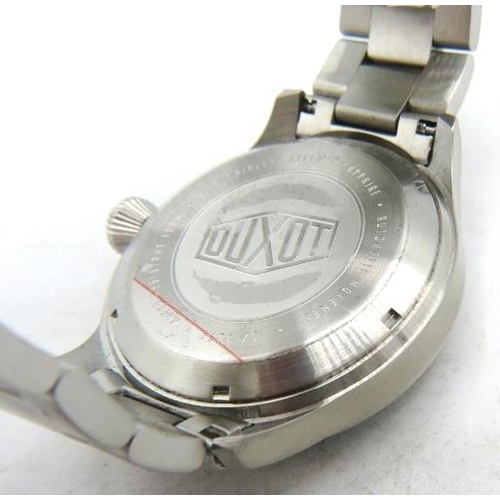 398 - A Duxot Chrograph stainless steel gentleman's wrist watch. Boxed.
Condition report: As new.