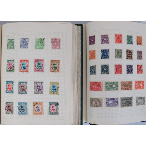 225 - A collection of stamps from around the world. (Quantity) - Condition report: Viewing recommended.