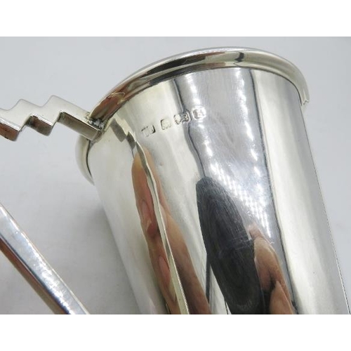 302 - An Art Deco silver jug, Birmingham 1934. Approx 4 1/2