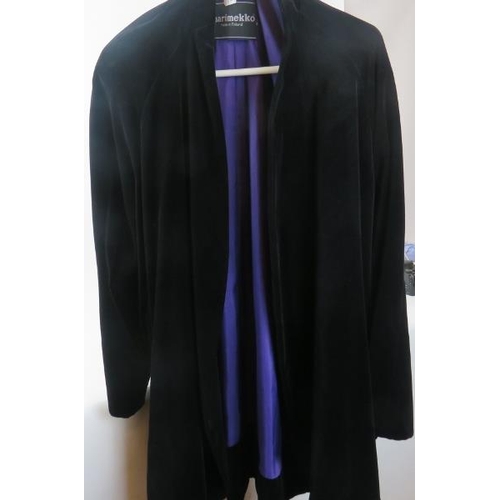 491 - A Marimekko Finnish designer black velvet opera jacket with various coloured linings.
Provenance: Pa... 