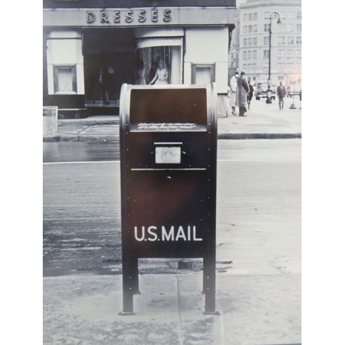 527 - American School (c/1940's) - Original sepia photograph depicting an American city street scene, 30cm... 