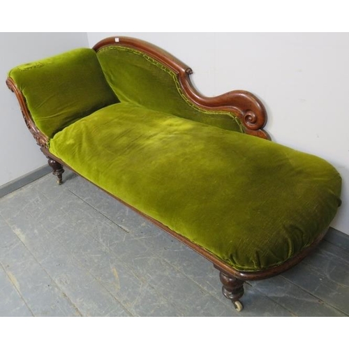 761 - A Victorian mahogany show-wood chaise longue, with scrolled backrest and carved acanthus leaf decora... 