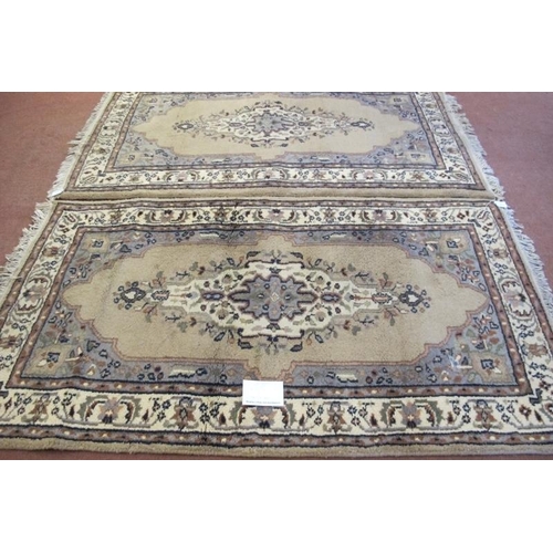 919 - Dutch pair of 100% wool rugs. 170cm x 92cm (approx) each.
Condition report: In good condition.